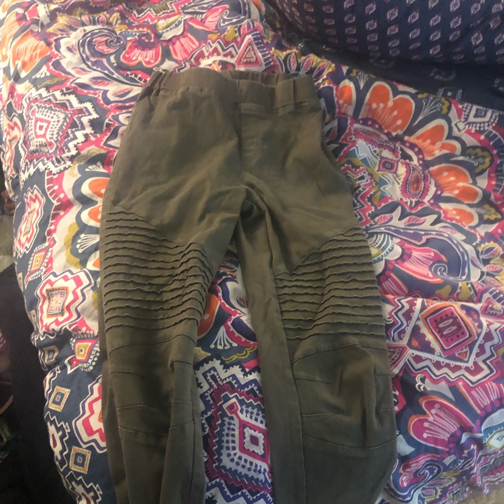 Green jeggings